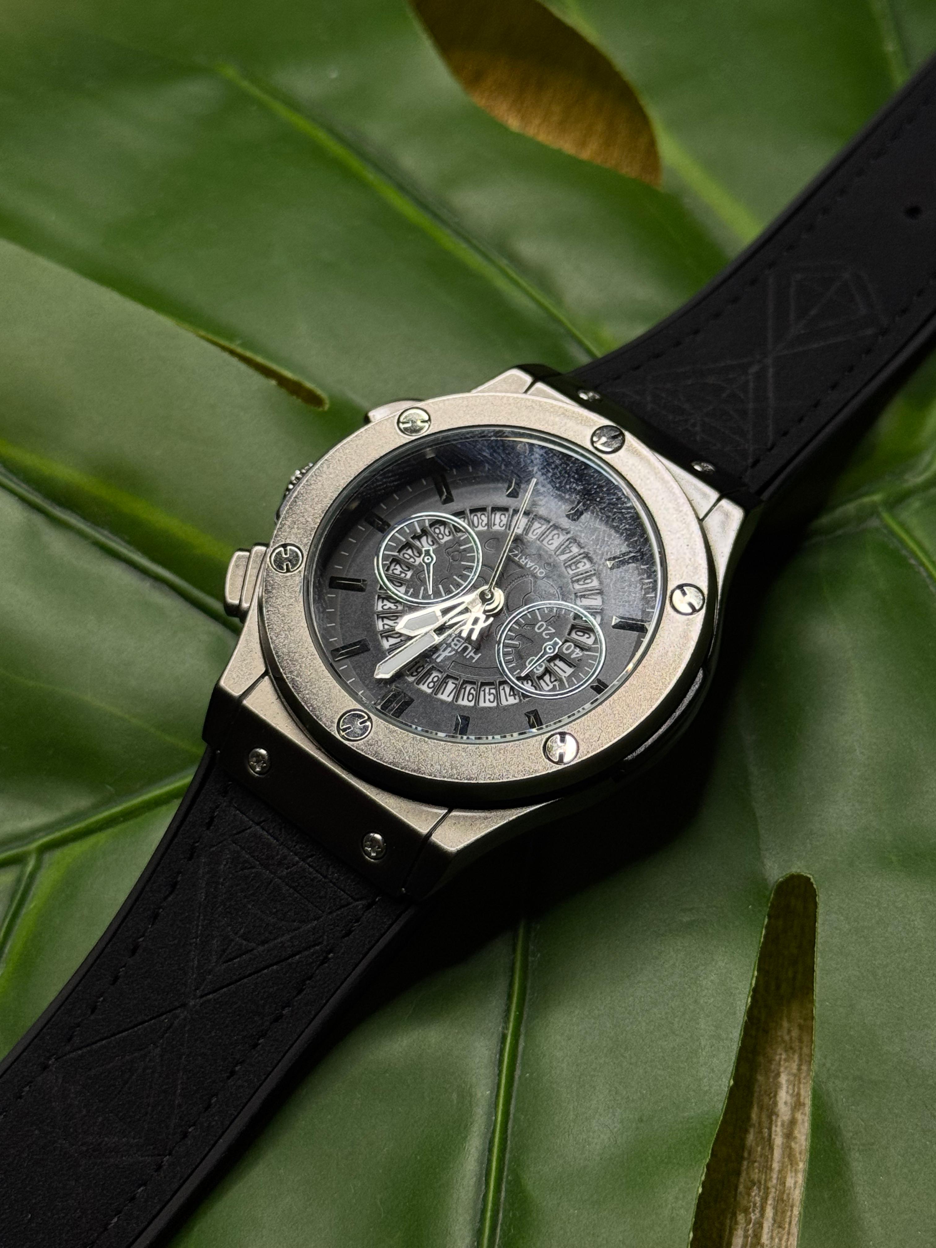 Hublot Big Bang | All Black | Quartz Movement