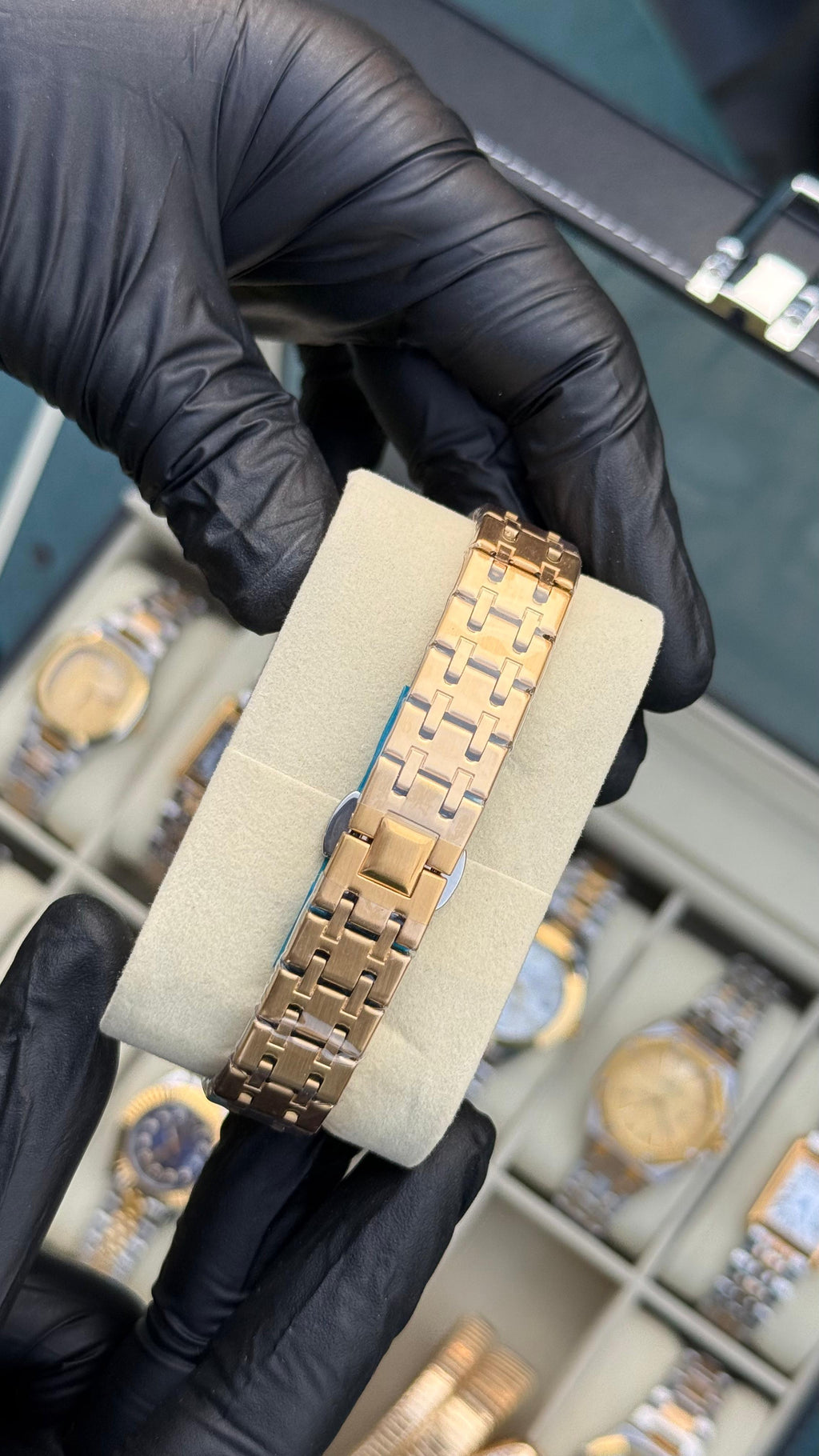 Audemars Piguet | Black Dial Golden Chain | Master Quality