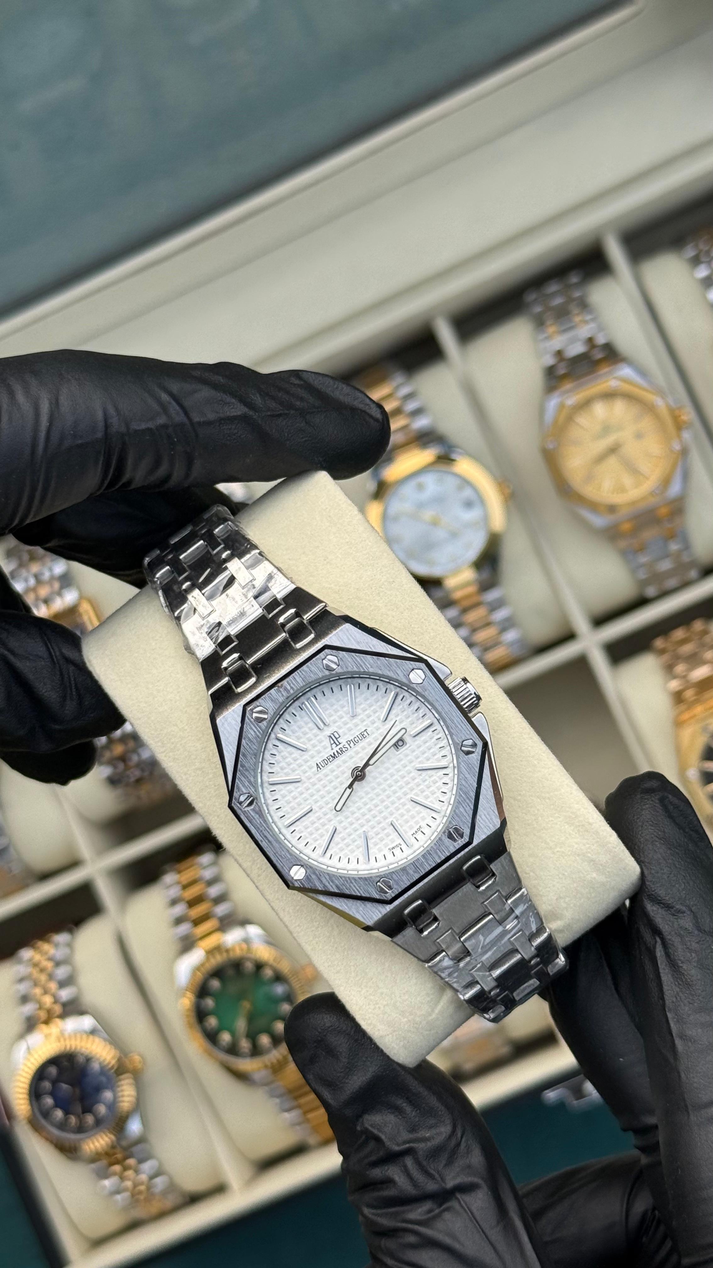 Audemars Piguet | Silver Chain White Dial | Master Quality